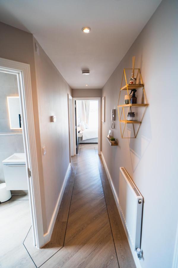 Beautiful Two Bedroom Harbour Side Apartment Poole Luaran gambar