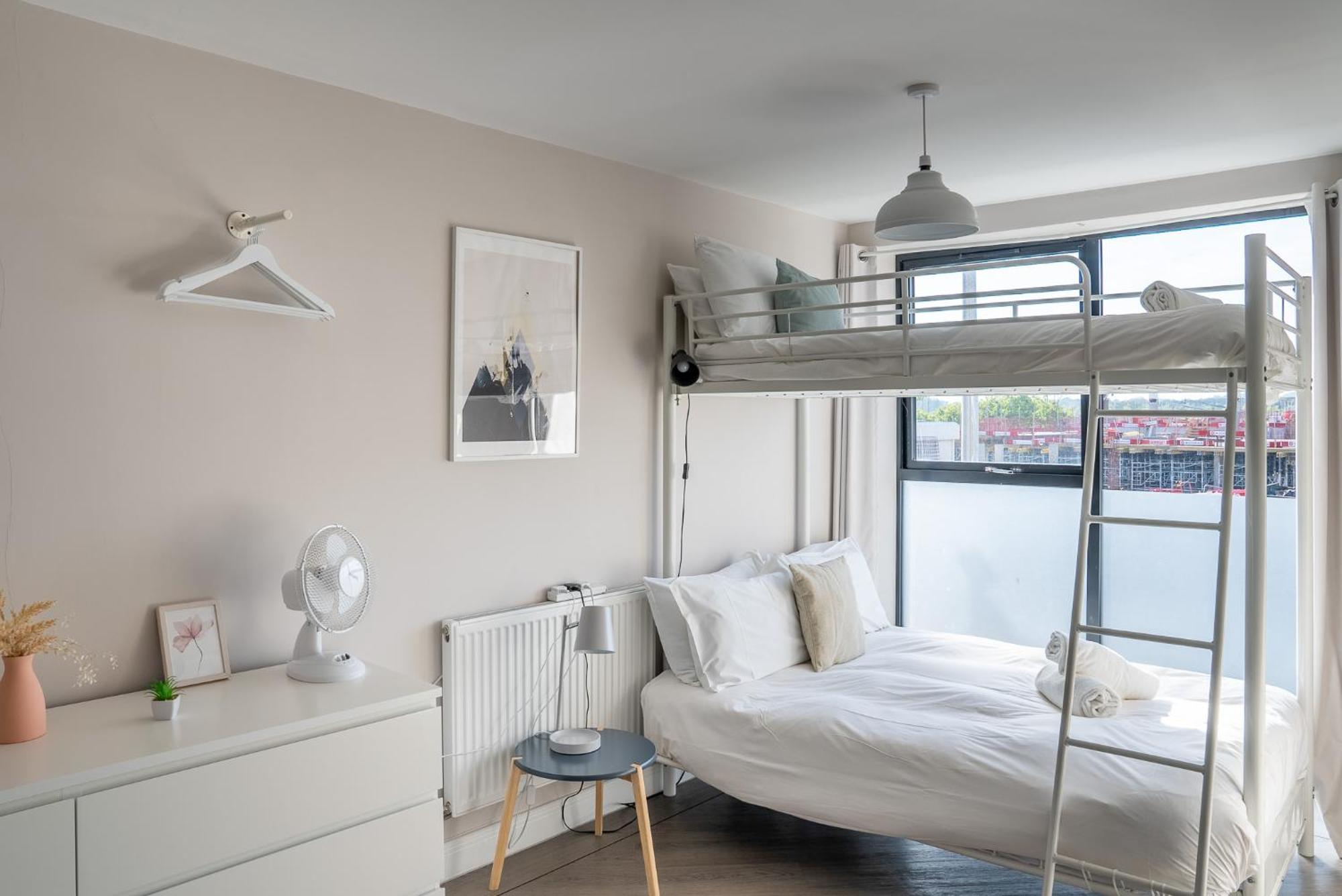 Beautiful Two Bedroom Harbour Side Apartment Poole Luaran gambar